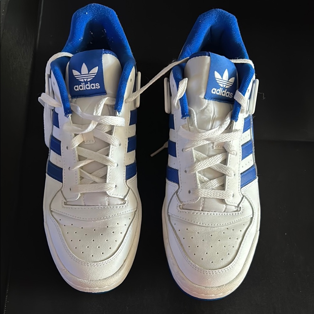 Adidas Classic White and Blue (old school )like New